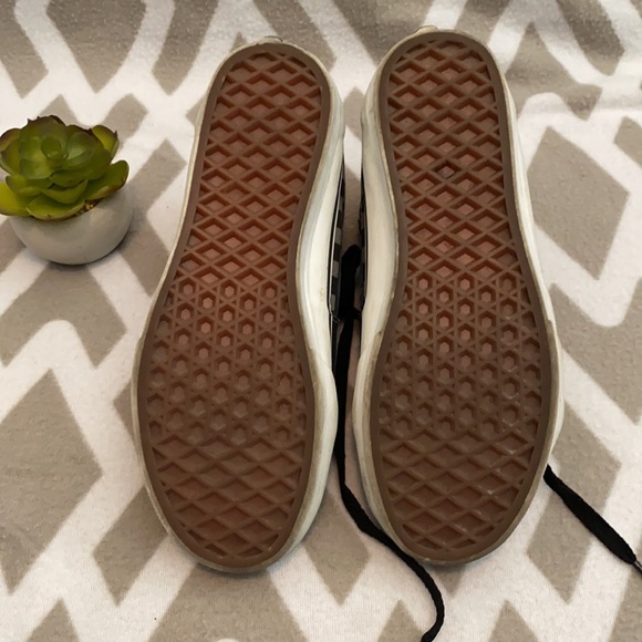 Vans Hi-Top Tennis Shoes - Picture 6 of 6